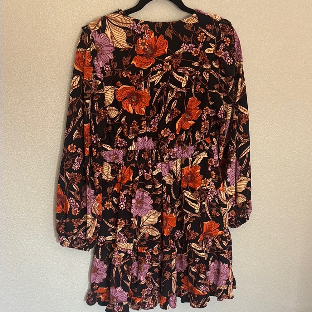 Pilcro Ruffled Orange and Purple 3/4 Sleeve Blouse - Picture 6 of 7